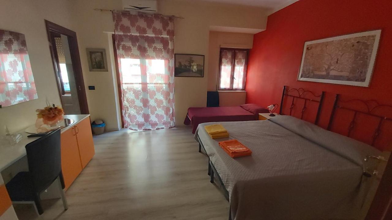 Il Petalo Di Cristallo Crotone Exterior foto